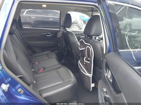 JN8AT2MT5HW406848 2017 NISSAN ROGUE - Image 8