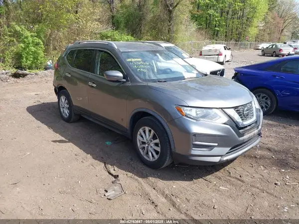 JN8AT2MT5JW450158 2018 NISSAN ROGUE - Image 1