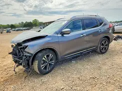 JN8AT2MT5JW453514 2018 NISSAN ROGUE