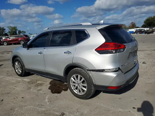 JN8AT2MT5JW453643 2018 NISSAN ROGUE - Image 2