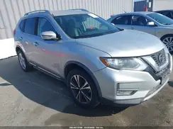 JN8AT2MT5JW454887 2018 NISSAN ROGUE
