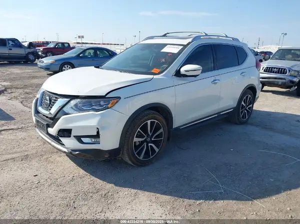 JN8AT2MT5JW455389 2018 NISSAN ROGUE - Image 2