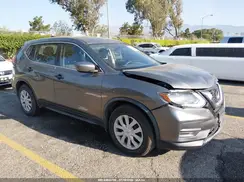 JN8AT2MT5JW458065 2018 NISSAN ROGUE