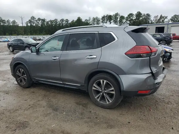 JN8AT2MT5JW460611 2018 NISSAN ROGUE - Image 2