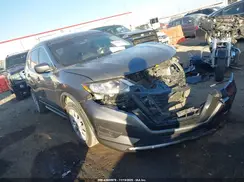 JN8AT2MT5JW463606 2018 NISSAN ROGUE