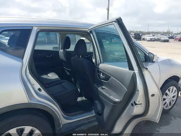 JN8AT2MT5JW463718 2018 NISSAN ROGUE - Image 8
