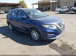 JN8AT2MT5JW465677 2018 NISSAN ROGUE