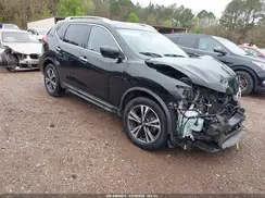 JN8AT2MT5JW465940 2018 NISSAN ROGUE
