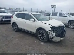 JN8AT2MT5JW467901 2018 NISSAN ROGUE