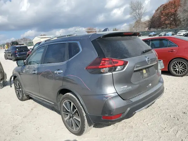 JN8AT2MT5JW487176 2018 NISSAN ROGUE - Image 2