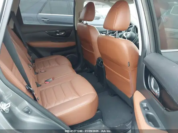 JN8AT2MT5JW487789 2018 NISSAN ROGUE - Image 8