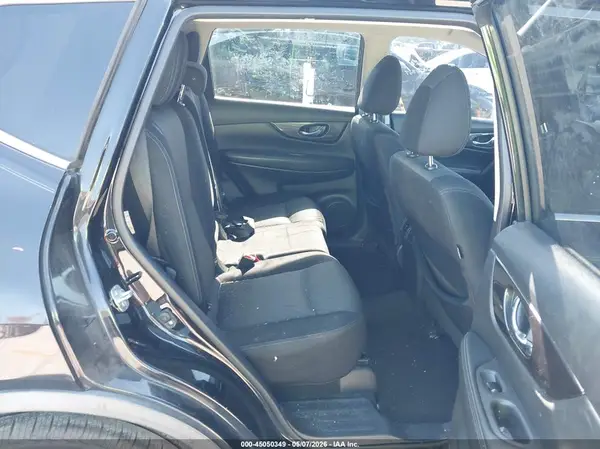 JN8AT2MT5JW488117 2018 NISSAN ROGUE - Image 8