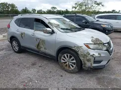 JN8AT2MT5JW488957 2018 NISSAN ROGUE