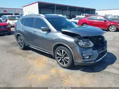 JN8AT2MT5JW488988 2018 NISSAN ROGUE