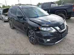 JN8AT2MT5JW489249 2018 NISSAN ROGUE
