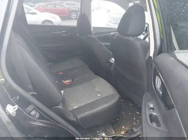 JN8AT2MT5JW490594 2018 NISSAN ROGUE - Image 8