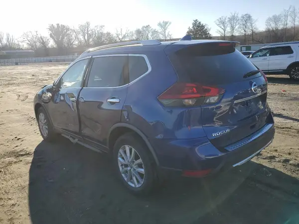 JN8AT2MT5JW491485 2018 NISSAN ROGUE - Image 2