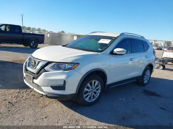 JN8AT2MT5KW251757 2019 NISSAN ROGUE - Image 2