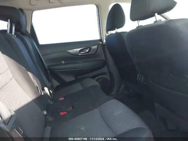 JN8AT2MT5KW251757 2019 NISSAN ROGUE - Image 8