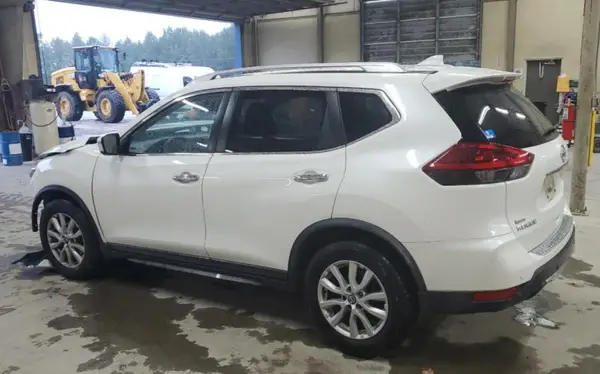 JN8AT2MT5KW252200 2019 NISSAN ROGUE - Image 2