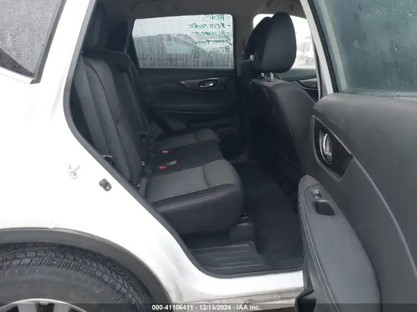 JN8AT2MT5KW255923 2019 NISSAN ROGUE - Image 8