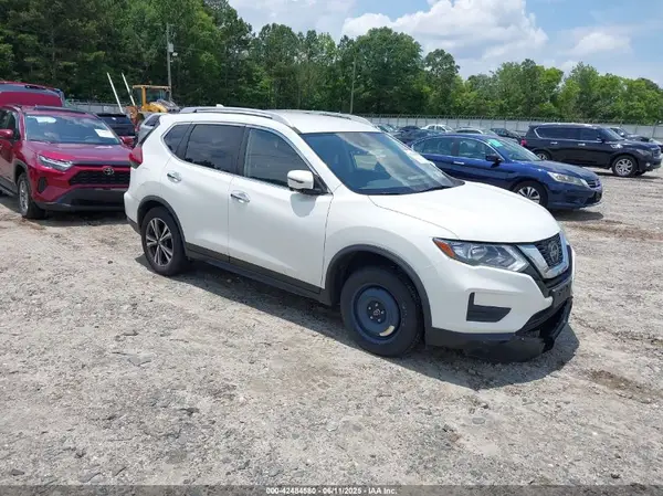 JN8AT2MT5KW256683 2019 NISSAN ROGUE - Image 1