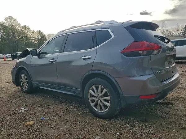 JN8AT2MT5KW259017 2019 NISSAN ROGUE - Image 2