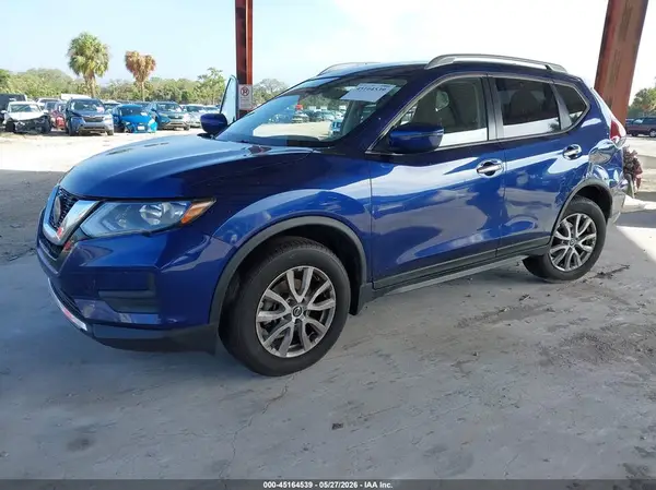 JN8AT2MT5KW260443 2019 NISSAN ROGUE - Image 2
