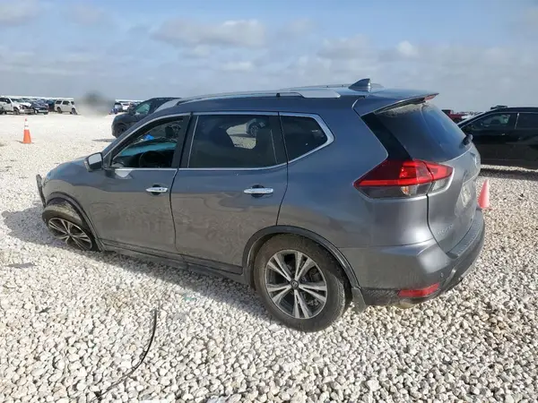 JN8AT2MT5KW263035 2019 NISSAN ROGUE - Image 2