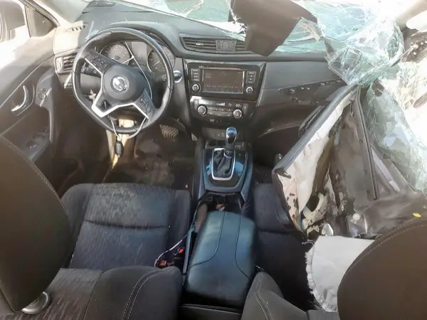 JN8AT2MT5KW263035 2019 NISSAN ROGUE - Image 8