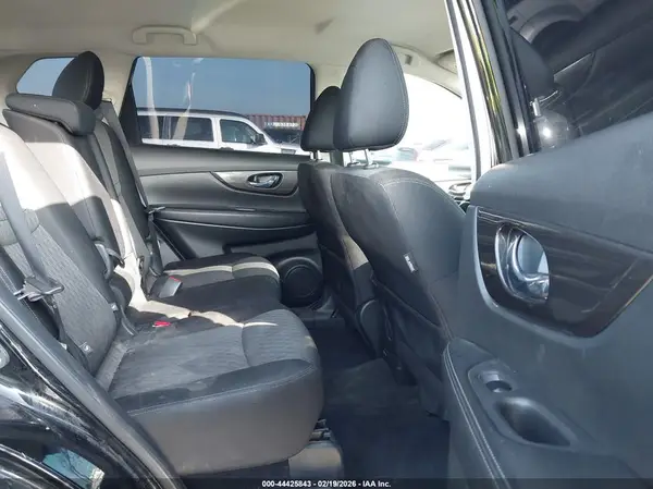 JN8AT2MT5KW263293 2019 NISSAN ROGUE - Image 8