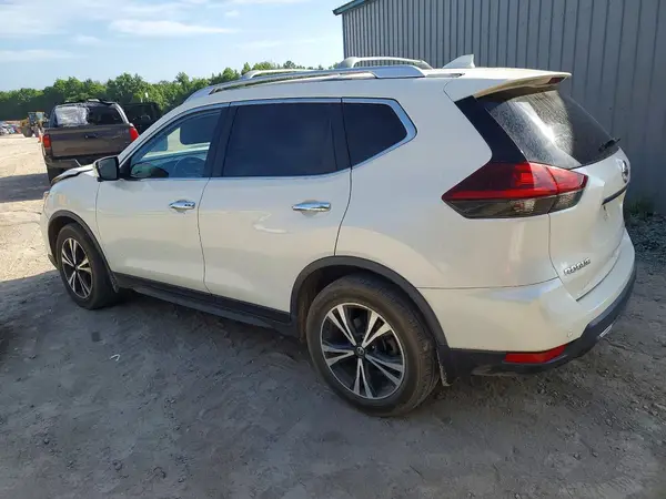 JN8AT2MT5KW265061 2019 NISSAN ROGUE - Image 2