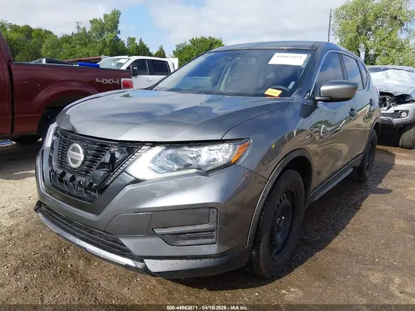 JN8AT2MT5KW266145 2019 NISSAN ROGUE - Image 2