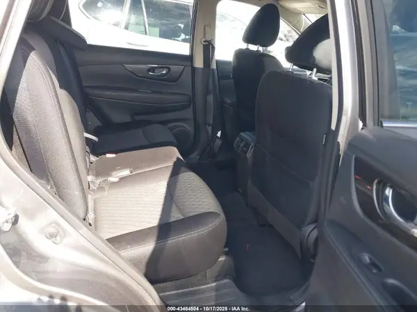 JN8AT2MT5KW266436 2019 NISSAN ROGUE - Image 8