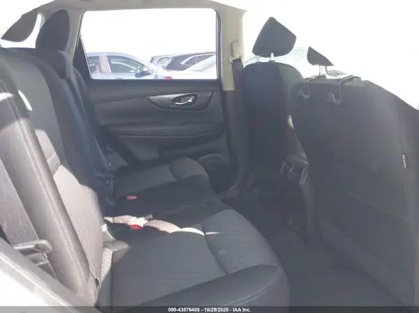 JN8AT2MT5KW267358 2019 NISSAN ROGUE - Image 8