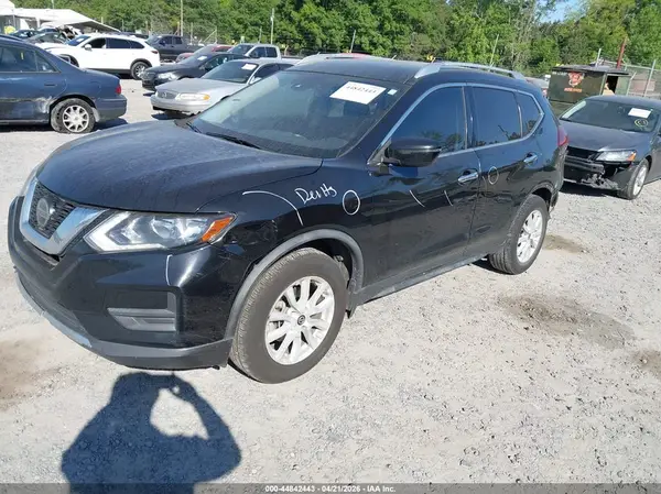 JN8AT2MT5KW267408 2019 NISSAN ROGUE - Image 2