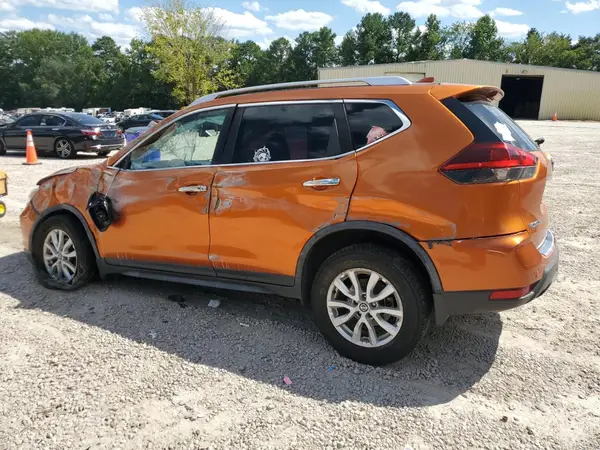 JN8AT2MT5KW503720 2019 NISSAN ROGUE - Image 2