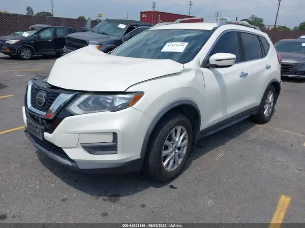 JN8AT2MT5LW002781 2020 NISSAN ROGUE - Image 2