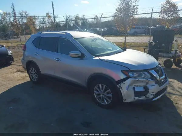 JN8AT2MT5LW005891 2020 NISSAN ROGUE - Image 1