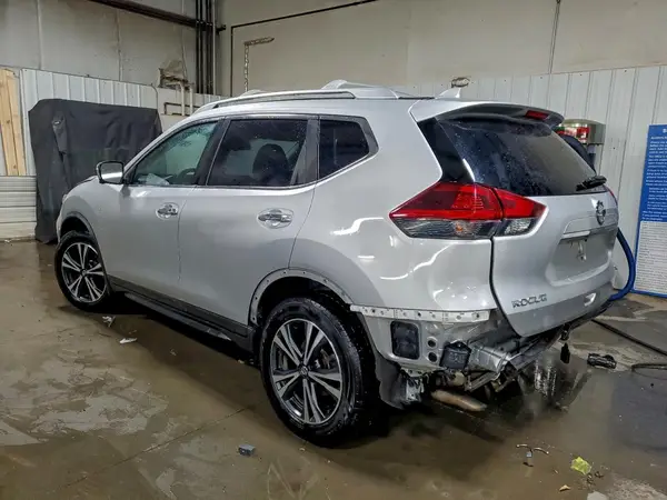 JN8AT2MT5LW007351 2020 NISSAN ROGUE - Image 2