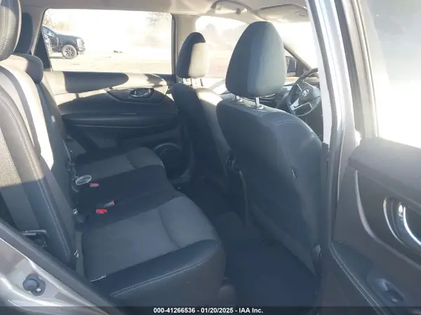JN8AT2MT5LW017264 2020 NISSAN ROGUE - Image 8