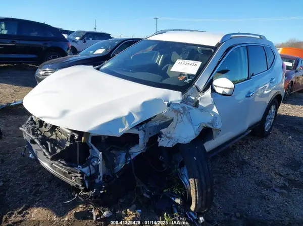 JN8AT2MT5LW041564 2020 NISSAN ROGUE - Image 2