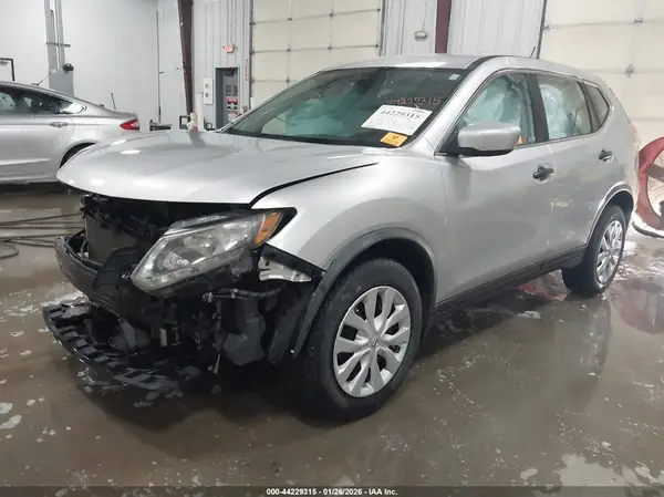 JN8AT2MT6GW005744 2016 NISSAN ROGUE - Image 2
