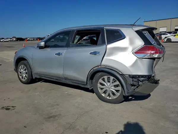 JN8AT2MT6GW008255 2016 NISSAN ROGUE - Image 2