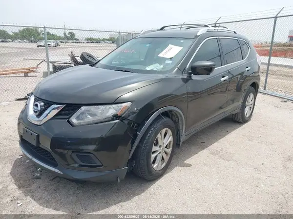 JN8AT2MT6GW011561 2016 NISSAN ROGUE - Image 2