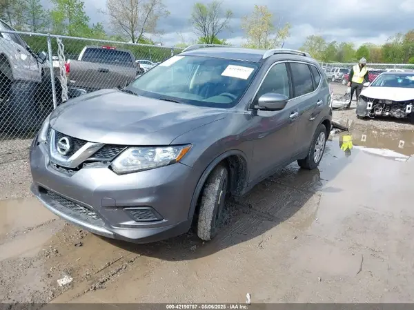 JN8AT2MT6GW028893 2016 NISSAN ROGUE - Image 2