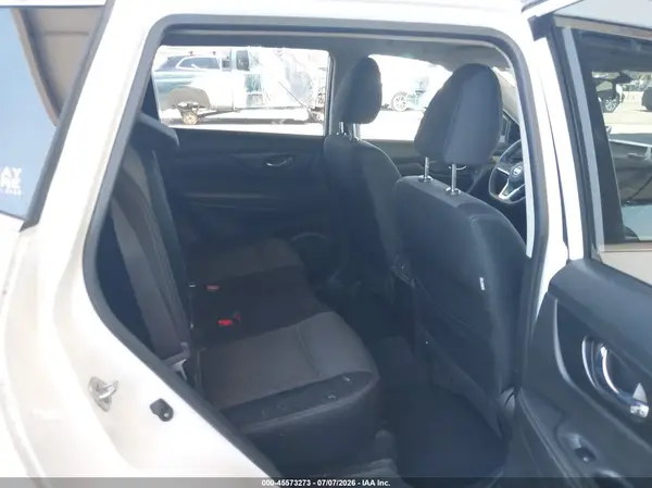 JN8AT2MT6HW131507 2017 NISSAN ROGUE - Image 8