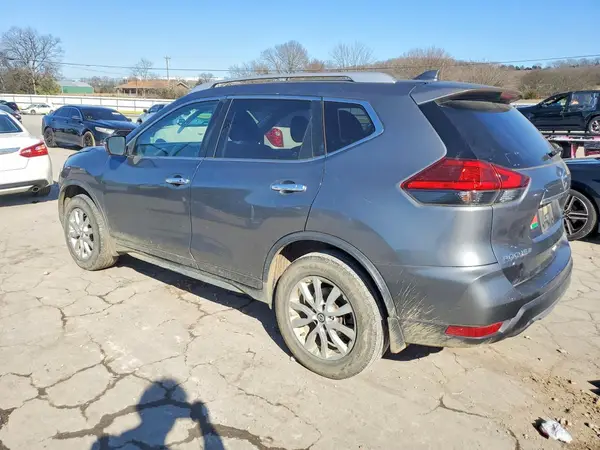 JN8AT2MT6HW132298 2017 NISSAN ROGUE - Image 2