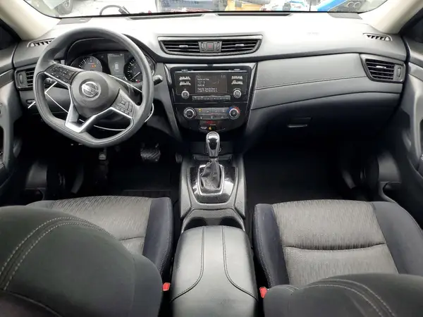 JN8AT2MT6HW132866 2017 NISSAN ROGUE - Image 8