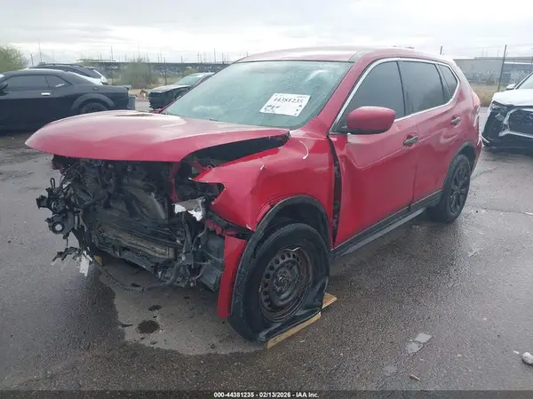 JN8AT2MT6HW134245 2017 NISSAN ROGUE - Image 2